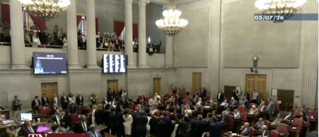 Tennessee House Descends Into Chaos As Dems’ Only Congressional District Is Eliminated In New Map